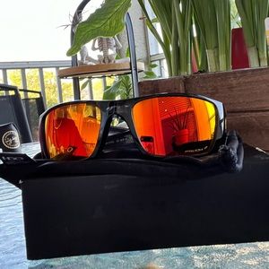 Oakley Fuel Cell with prism polarized ✨FINAL PRICE DROP ✨